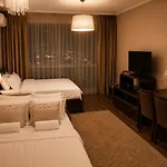 Romance Golden Line For Rent Апартаменты