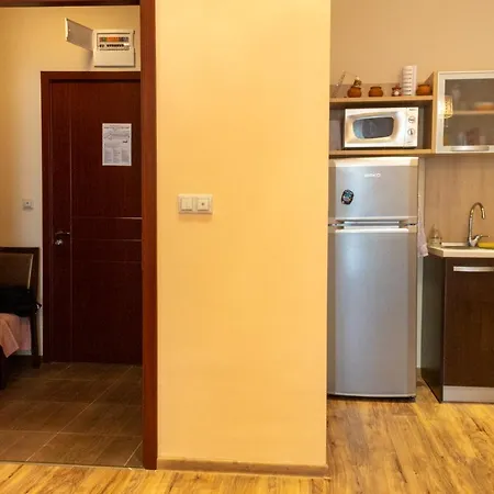 Romance Golden Line For Rent * Golden Sands
