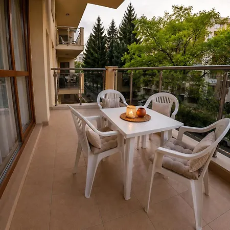 Romance Golden Line For Rent * Golden Sands