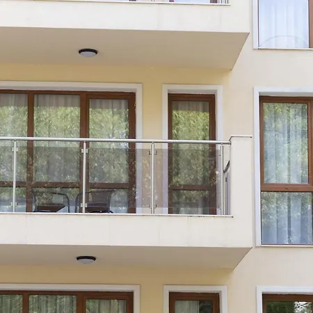 Romance Golden Line For Rent Apartment *