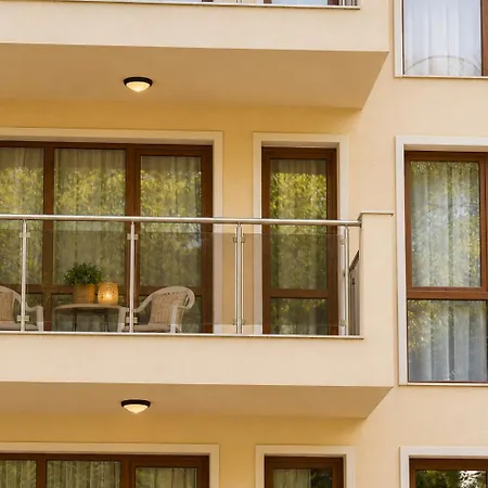 Апартаменти Romance Golden Line For Rent *