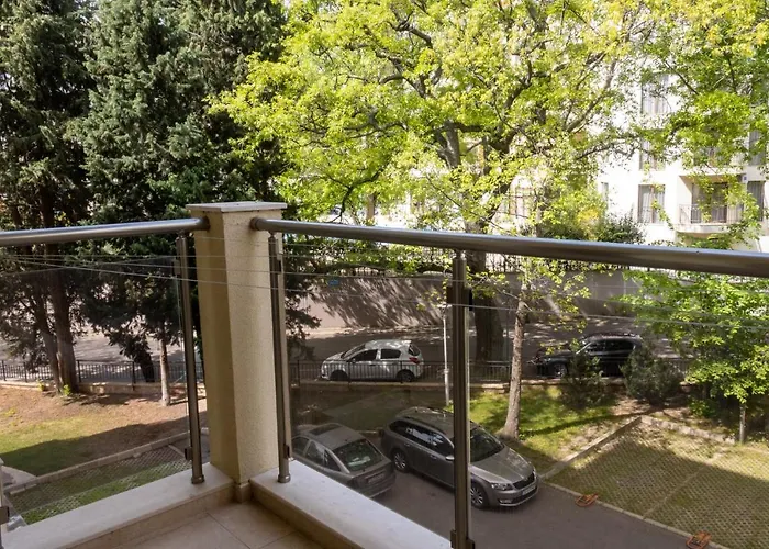 Apartment Romance Golden Line For Rent *