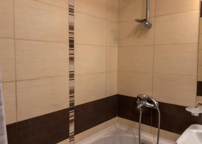 Romance Golden Line For Rent * Golden Sands