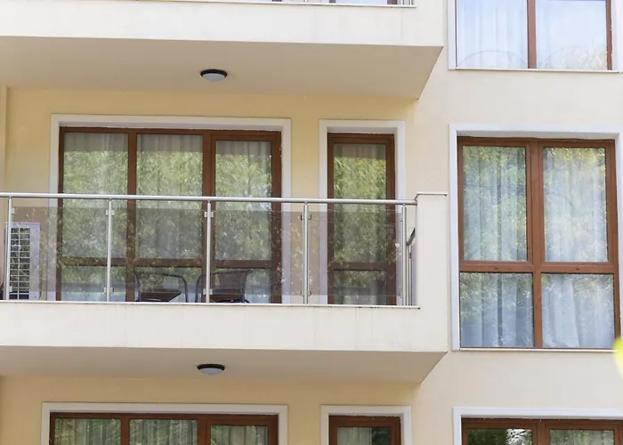Romance Golden Line For Rent Apartment *
